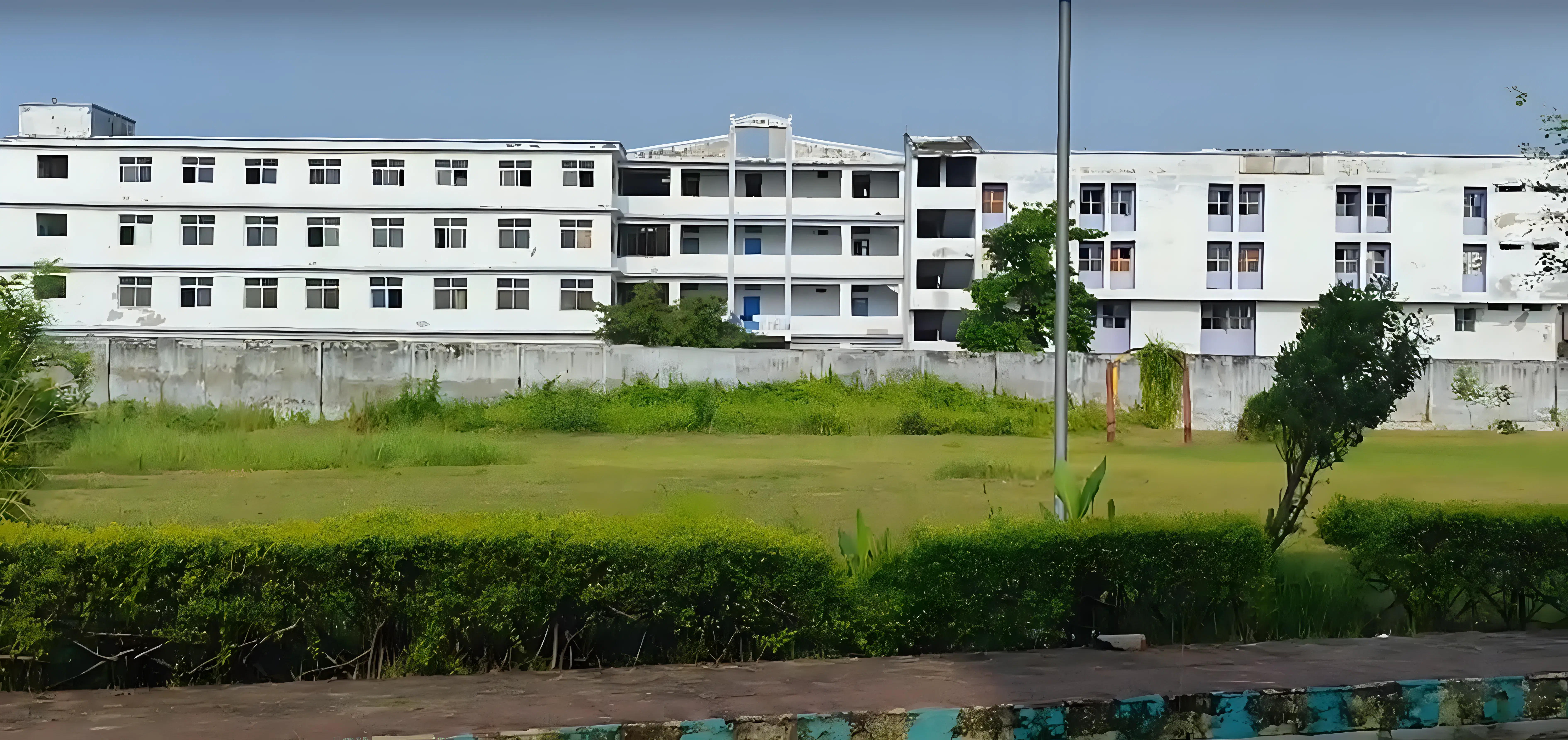 Azad Institute of Engineering and Technology Lucknow campus photo 1